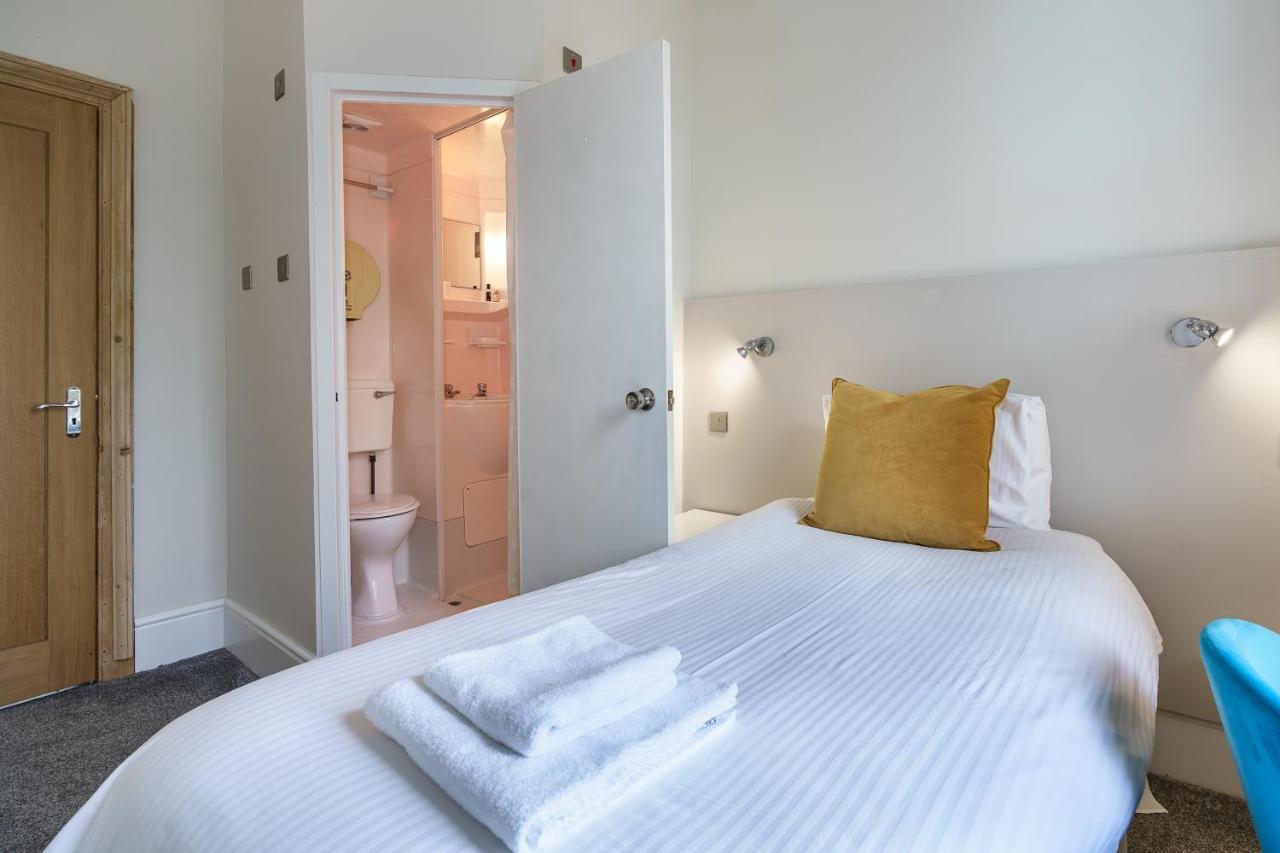 Ederyn Woodlands Hall Hotel מראה חיצוני תמונה